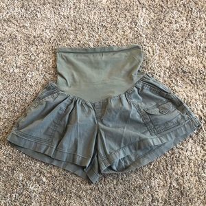 Oh Baby by motherhood maternity shorts size XL.